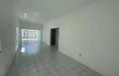 Imagem 5: Casa Comercial - 3 Suítes - Ipem São Cristovão