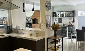 Imagem 3: Oportunidade - Casa em Condomínio - Caçapava - Condomínio Terras do Vale - 4 Dormitórios