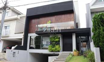 Imagem: CASA EM CONDOMÍNIO À VENDA COM 3 QUARTOS