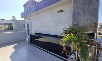 Imagem 3: Cobertura à venda em Santa Cruz Industrial Excelente apartamento! Andar inferior: - 3 quar