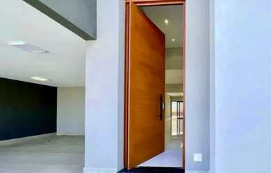 Imagem 6: Sobrado para aluguel tem 377 metros quadrados com 5 quartos