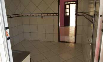 Imagem 5: Casa grande de 2 quartos, 2 varandas, area de serviço e garagem