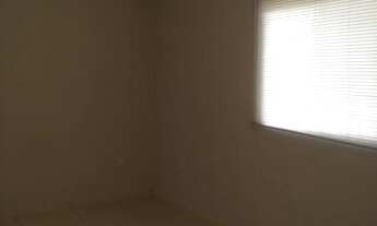 Imagem 4: Casa aluguel Araguari bairro Industrial tratar com Antonio (34)3241 4635