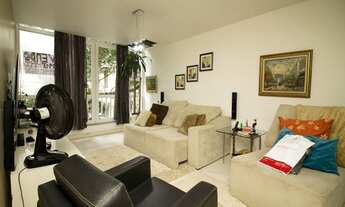 Imagem 3: REFORMADO DE 3 QUARTOS COM VAGA EM IPANEMA!