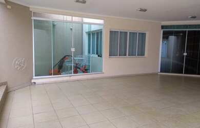 Imagem 5: Sobrado para Venda em Suzano, Jardim dos Ipês, 2 dormitórios, 2 suítes, 3 banheiros, 5 vag