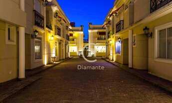 Imagem 2: Casa em Condomínio fechado à venda - 3 Suítes, 3 garagens 251 m² por R$ 2.380.000 - Vila M