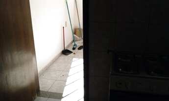 Imagem 6: Alugo quarto Quarto com aluguel por R$350 /mês