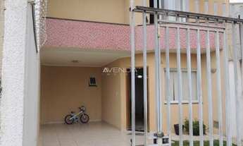 Imagem: Sobrado em excelente localização no Atuba