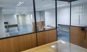 Imagem 7: Ampla sala comercial com localização estratégica em prédio com infraestrutura e 4 vagas