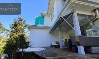 Imagem 4: BELA Casa no Córrego Grande Florianópolis com 4 quartos sendo 3 Suites semi-mobiliada e eq