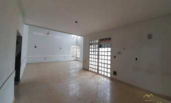 Imagem 4: Vende-se/Aluga-se) Prédio comercial, 700 m² - venda por R$ 1.800.000 ou aluguel por R$ 10