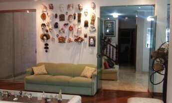 Imagem 6: Sobrado residencial ou comercial, 4 Quartos, sendo 2 suítes, 6 garagens, com 514 m² por R