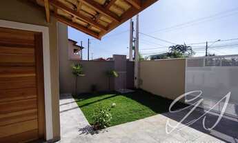 Imagem 2: LINDA CASA PÉ DIREITO ALTO A 600M DA PRAIA