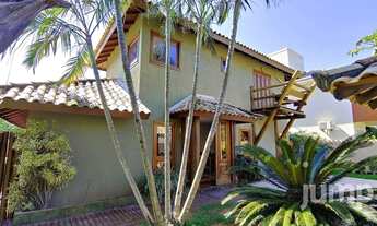 Imagem: Casa com 3 quartos em condomínio à venda