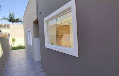 Imagem 5: LINDA CASA PÉ DIREITO ALTO A 600M DA PRAIA