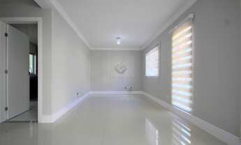 Imagem 6: Sobrado triplex em condomínio fechado no Santa Cândida