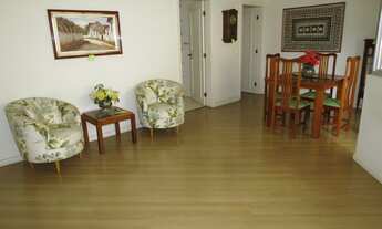 Imagem 7: Apartamento com sacada ,churrasqueira a carvão ,duas vagas