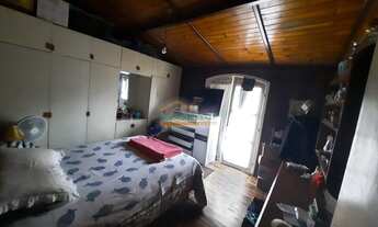 Imagem 4: CASA com 3 dormitórios à venda com 203m² por R$ 700.000,00 no bairro Santa Felicidade - CU