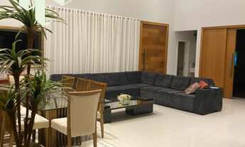 Imagem 2: Casa á venda Condomínio Portal da Serra com 03 suítes, piscina ,ofurô, campo futebol, escr