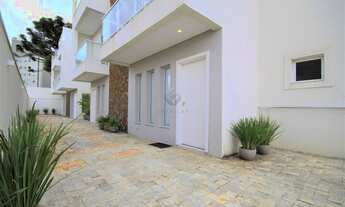 Imagem 3: Excelente sobrado novo, face leste/oeste no Mossunguê