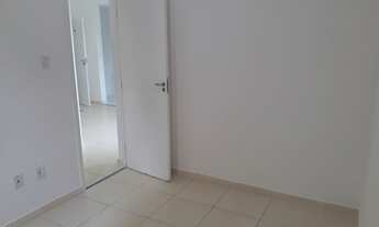 Imagem 5: Alugo apartamento de 2/4 com varanda com água gás encanado condomínio e IPTU incluso