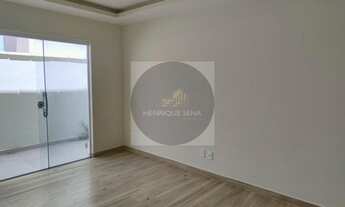 Imagem 3: Vendo casa na Nova São Pedro, com 03 quartos, amplo espaço para fazer área gourmet