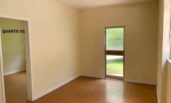 Imagem 2: Casa para venda possui 124 metros quadrados com 4 quartos em Centro - Petrópolis - RJ