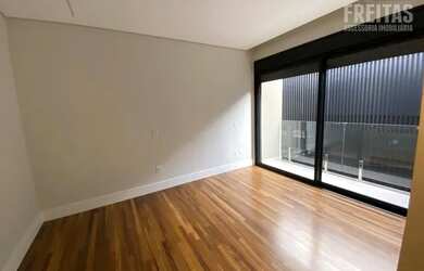 Imagem 4: CASA A VENDA EM ALPHAVILLE - RESIDENCIAL TAMBORÉ 11