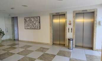 Imagem 2: Apartamento para venda com 2/4 sendo 1 suíte com vista Mara em Ondina - Salvador - BA