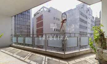 Imagem 6: Imóvel de 294m², com 4 dormitórios (sendo 2 suítes)