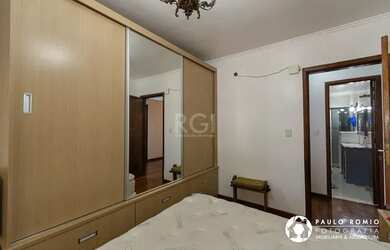 Imagem 5: PORTO ALEGRE - Casa Padrão - Jardim Floresta