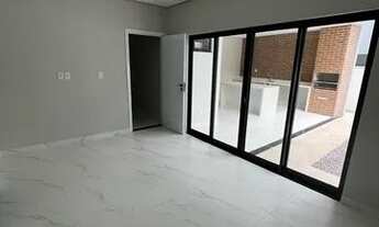 Imagem 3: Casa de condomínio para venda possui 274 metros quadrados com 4 quartos em Ponta Negra - M