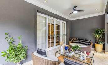 Imagem 5: Casa maravilhosa e imponente na Cidade Jardim, em frente à praça, com quatro suítes, pisci