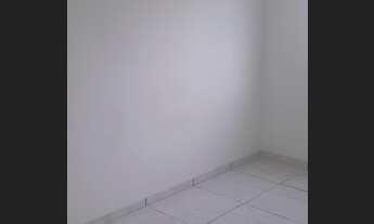 Imagem 5: Apartamento para aluguel possui 66 metros quadrados com 2 quartos em Vale dos Lagos - Salv