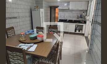 Imagem 2: Casa à Venda - Nacional, 4 Quartos, 330 m2