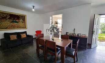 Imagem: Sobrado de 04 dormitórios e 02 vagas de