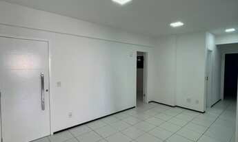 Imagem 7: Apartamento para aluguel possui 140 metros quadrados com 4 quartos em São Marcos - São Luí