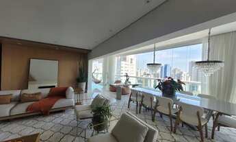 Imagem 7: Apartamento para venda com 271 metros quadrados com 4 quartos