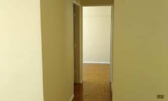 Imagem 4: Apto bem conservado 02 amplos dormitórios com armários, sala grande