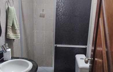 Imagem 4: Casa 2/4 sendo uma suíte na Avenida Principal da Piabeta