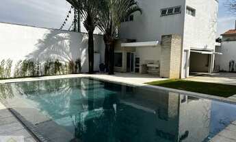 Imagem: Casa moderna, descolada, iluminada e em