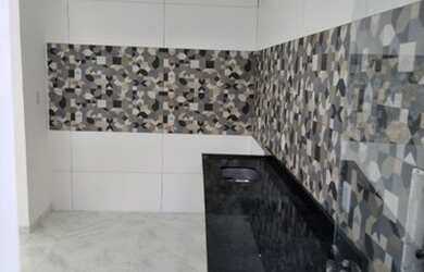 Imagem 5: Possui Suíte 100%Laje Magnifica e Exuberante 3/4Casa com PÉ Direito Alto ótima Localização