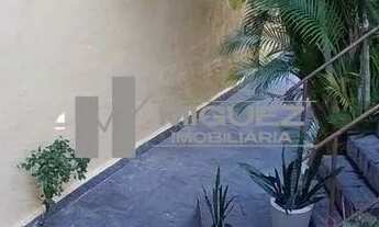 Imagem 2: Rua Santa Maria do Rosselo, Tijuca, vizinho à Rua Uruguai. Casa à venda com 04 quartos, nu