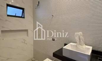 Imagem 7: Linda casa no Residencial Campos do Jordão com 3 suítes plenas, sendo uma com closet em A