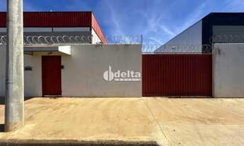 Imagem 3: Galpão disponível para venda no bairro Novo Mundo em Uberlândia-MG