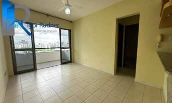 Imagem 3: Apartamento de 1 Quarto em Andar Alto no Itaigara Parque Residence