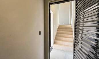 Imagem 3: Sobrado em condomínio fechado com 3 dormitórios sendo 3 suítes