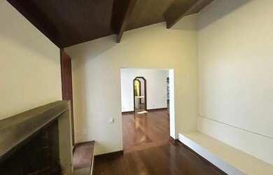 Imagem 6: Casa para Locação em Petrópolis, Morin, 7 dormitórios, 3 suítes, 5 banheiros, 30 vagas