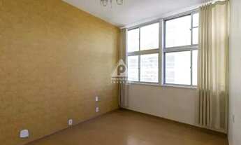 Imagem 3: Amplo Apartamento com Suíte na Praia do Flamengo Localização Privilegiada!