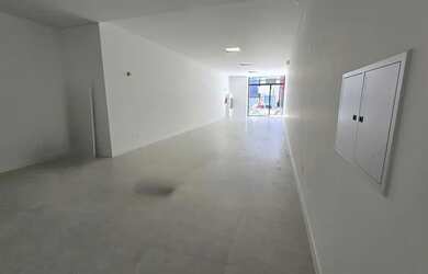 Imagem 4: Excelente Sala Comercial de107 m² com 2 Vagas no Centro de Balneário Camboriú